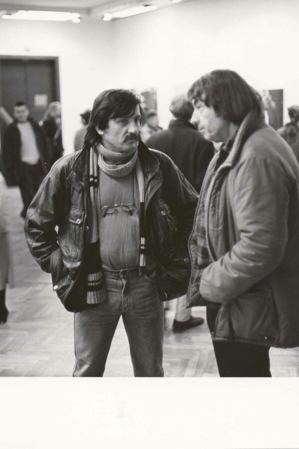 Napravo Alois Mikulka